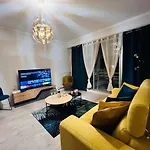 Avenue De Champagne Эперне